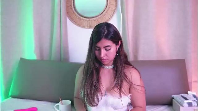 Image 8 of shelleymorell Stream on Chaturbate on 1 month ago