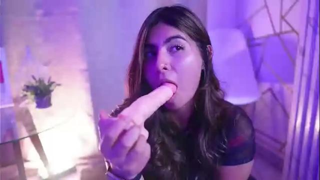 Thumbnail 3, shelleymorell's Stream at Chaturbate, 1 month ago