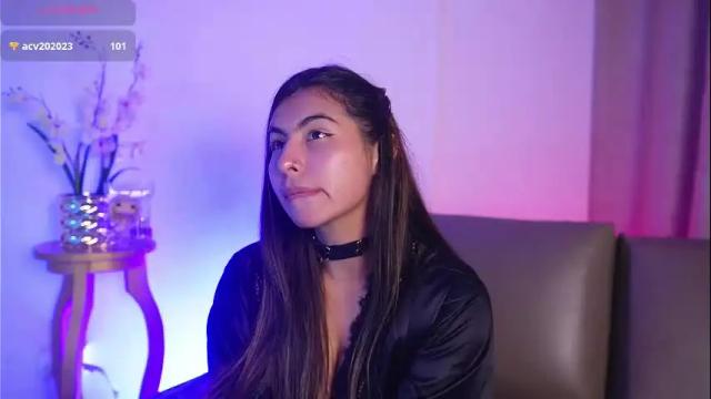 Image 3 of shelleymorell Stream on Chaturbate on 1 month ago