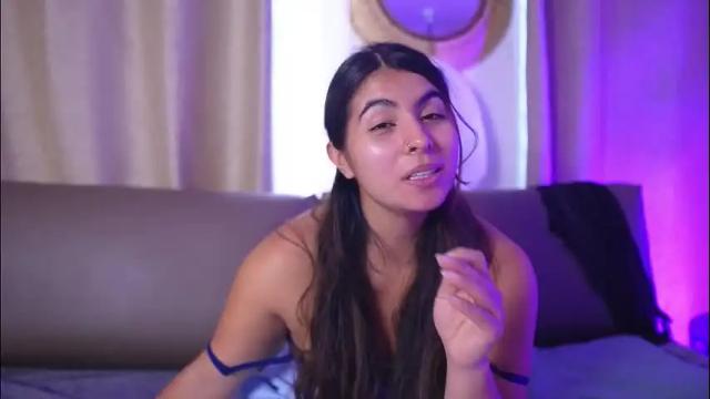 Image 3 of shelleymorell Stream on Chaturbate on 8 days ago