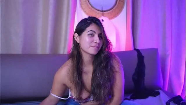 Image 8 of shelleymorell Stream on Chaturbate on 4 days ago