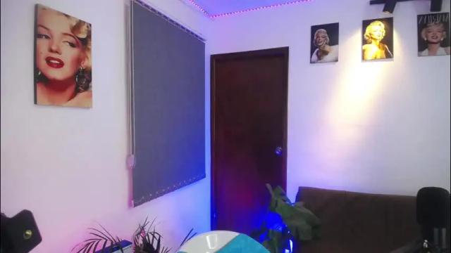 Image 11 of shellsy_hans Stream on Chaturbate on 1 month ago