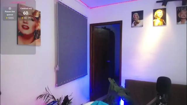 Image 2 of shellsy_hans Stream on Chaturbate on 1 month ago