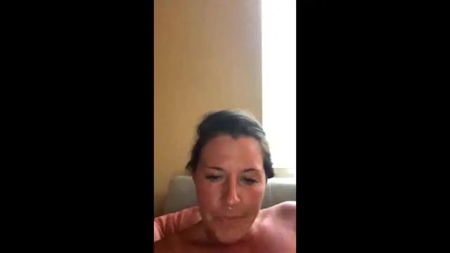 Image 2 of shellxoxoxo Stream on Chaturbate on 15 months ago
