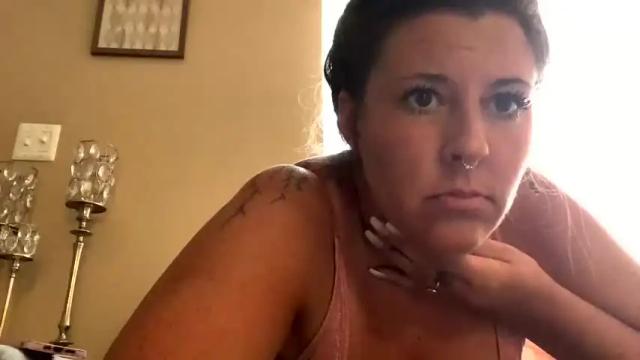 Image 7 of shellxoxoxo Stream on Chaturbate on 15 months ago