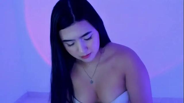 Image 12 of shelly_rohades Stream on Chaturbate on 8 days ago