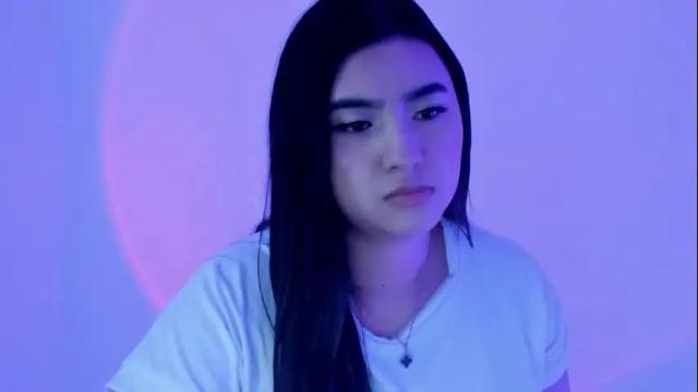 Image 3 of shelly_rohades Stream on Chaturbate on 8 days ago