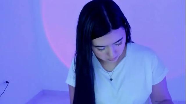 Image 7 of shelly_rohades Stream on Chaturbate on 8 days ago