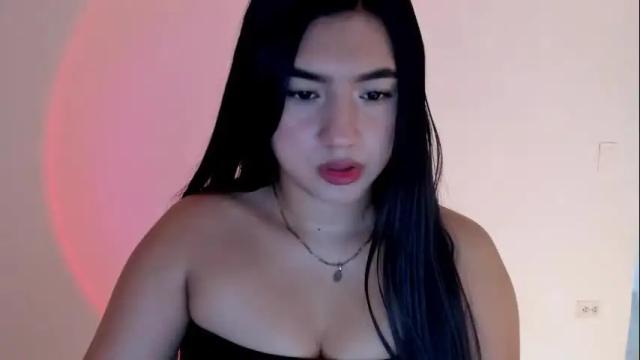 Image 2 of shelly_rohades Stream on Chaturbate on 1 day ago