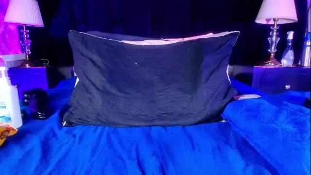 Image 7 of shelsy_loreds Stream on Chaturbate on 1 month ago