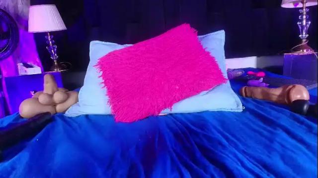 Image 8 of shelsy_loreds Stream on Chaturbate on 18 days ago