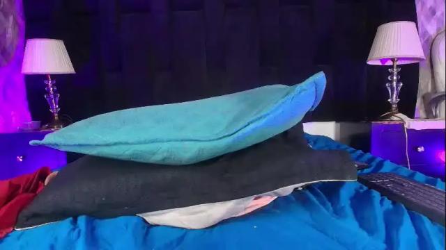 Image 11 of shelsy_loreds Stream on Chaturbate on 14 days ago