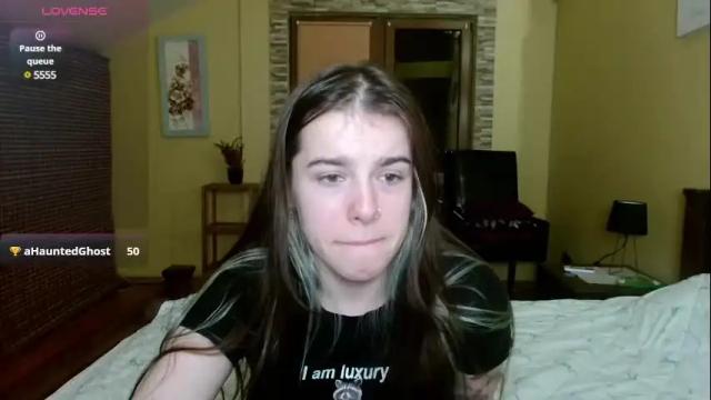 Image 7 of shelyymoon Stream on Chaturbate on 2 months ago