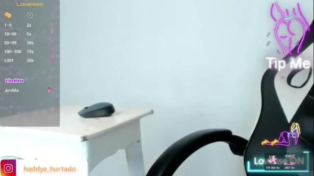 Image 11 of shenielxxx Stream on Chaturbate on 1 month ago