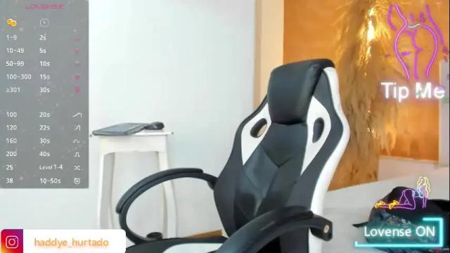 Image 6 of shenielxxx Stream on Chaturbate on 25 days ago
