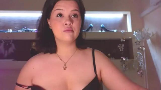 Image 2 of sherbru Stream on Chaturbate on 28 days ago