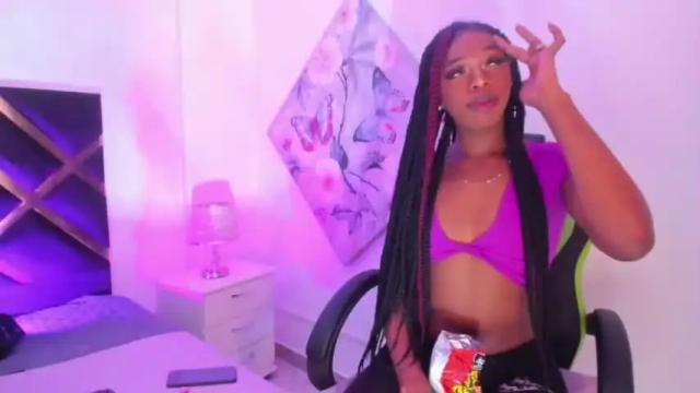 Image 7 of sherelen_dahiaraa Stream on Chaturbate on 12 months ago