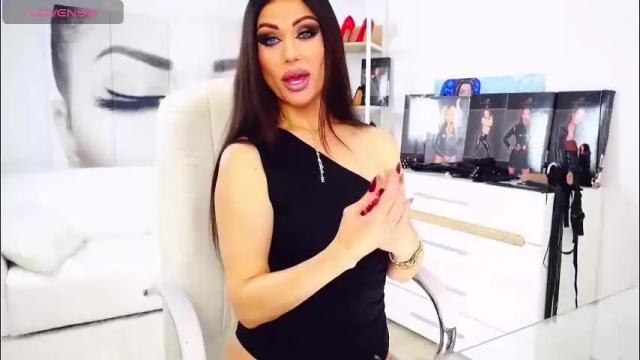 Image 6 of sherlismoon Stream on Chaturbate on 2 months ago