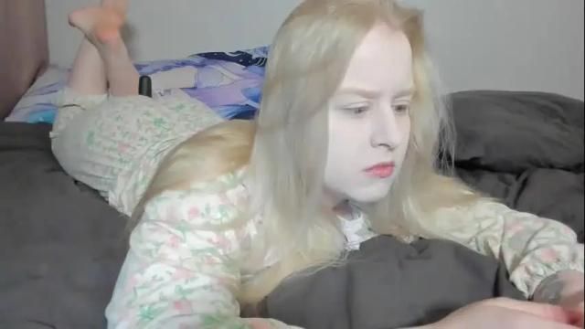 Image 2 of sherlystero Stream on Chaturbate on 1 month ago
