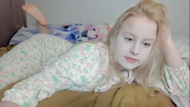 Image 11 of sherlystero Stream on Chaturbate on 25 days ago
