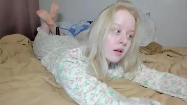 Image 2 of sherlystero Stream on Chaturbate on 23 days ago