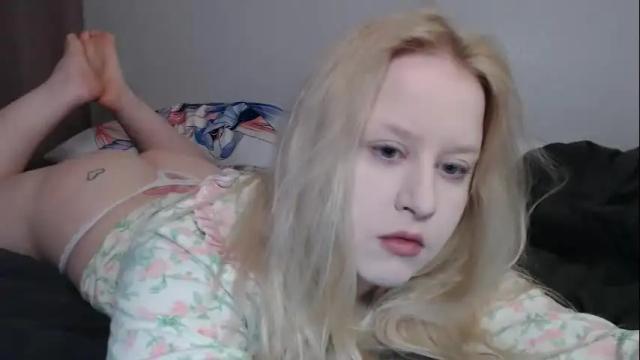 Image 12 of sherlystero Stream on Chaturbate on 9 days ago