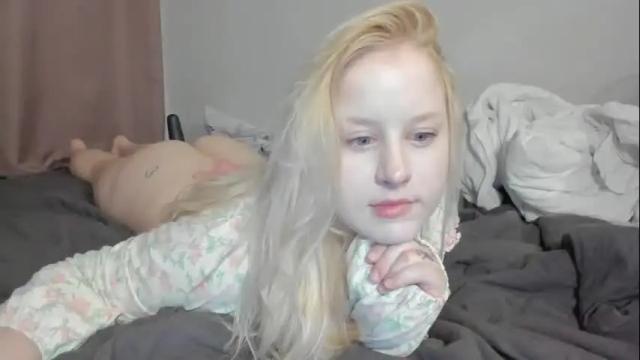 Image 12 of sherlystero Stream on Chaturbate on 6 days ago