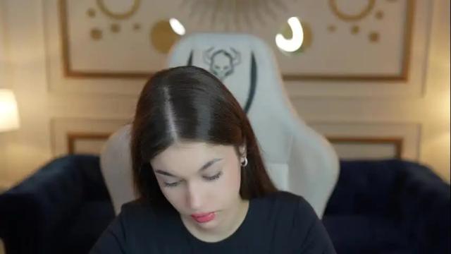 Image 12 of sheryl_elegance Stream on Chaturbate on 1 month ago