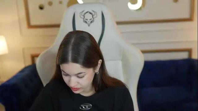 Image 12 of sheryl_elegance Stream on Chaturbate on 1 month ago