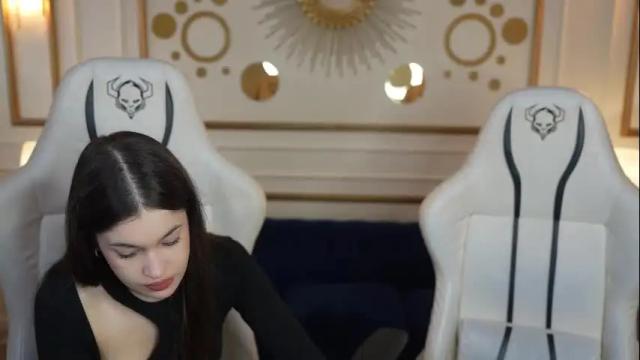 Image 4 of sheryl_elegance Stream on Chaturbate on 25 days ago