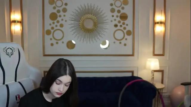 Image 6 of sheryl_elegance Stream on Chaturbate on 23 days ago