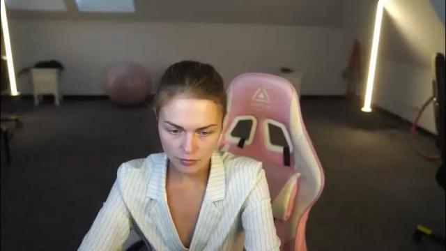 Image 2 of sheryl_elegance Stream on Chaturbate on 11 days ago