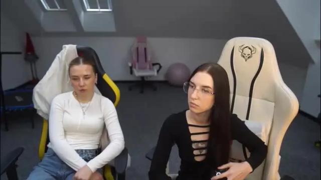 Image 4 of sheryl_elegance Stream on Chaturbate on 4 months ago