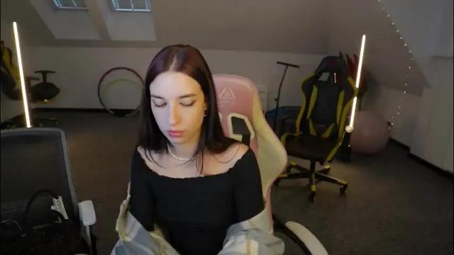 Image 3 of sheryl_elegance Stream on Chaturbate on 2 months ago