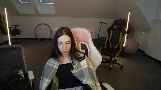 Image 7 of sheryl_elegance Stream on Chaturbate on 2 months ago