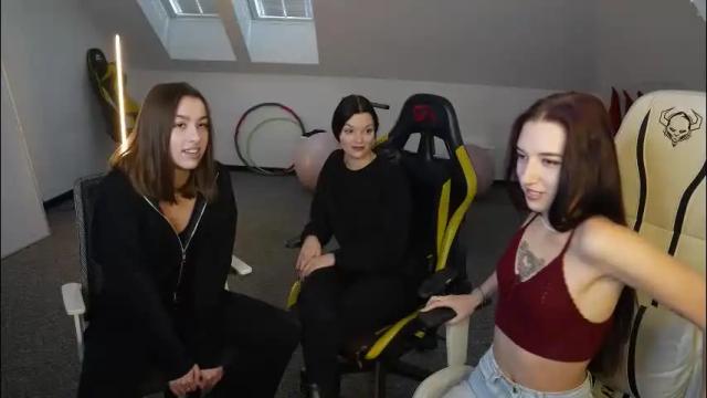 Image 8 of sheryl_elegance Stream on Chaturbate on 2 months ago