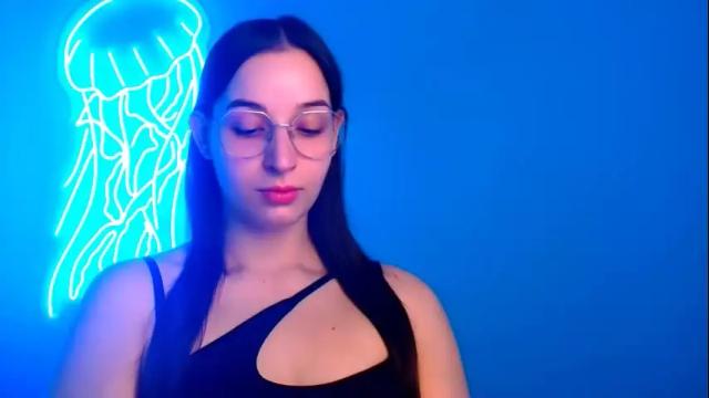 Image 4 of sheryl_sweet Stream on Chaturbate on 3 months ago