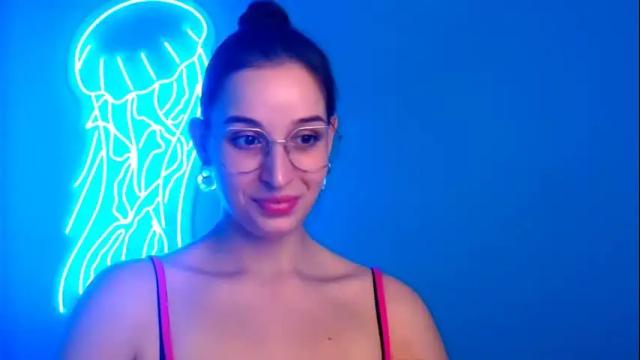Image 2 of sheryl_sweet Stream on Chaturbate on 3 months ago