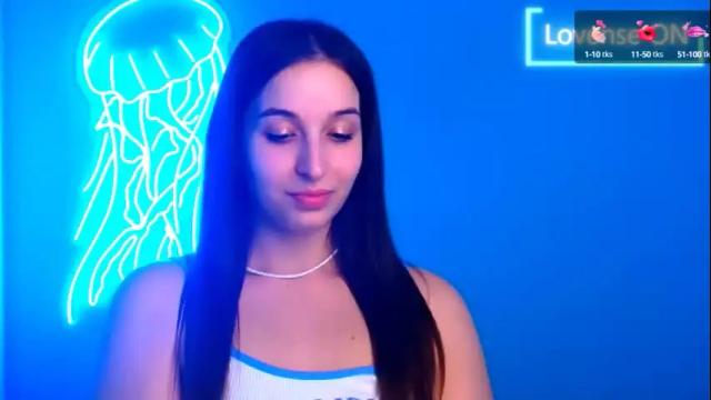 Image 4 of sheryl_sweet Stream on Chaturbate on 3 months ago
