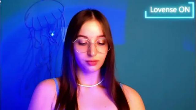 Image 7 of sheryl_sweet Stream on Chaturbate on 2 months ago
