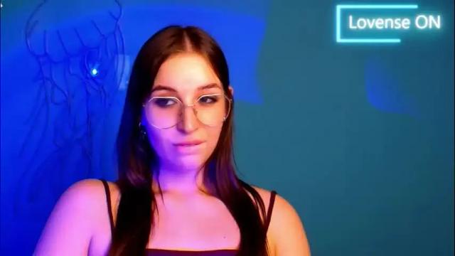Image 11 of sheryl_sweet Stream on Chaturbate on 2 months ago