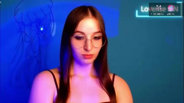 Image 4 of sheryl_sweet Stream on Chaturbate on 2 months ago