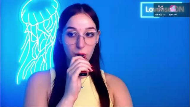 Image 4 of sheryl_sweet Stream on Chaturbate on 2 months ago