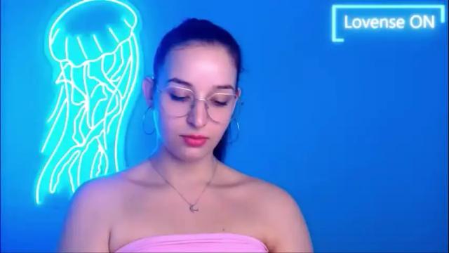 Image 10 of sheryl_sweet Stream on Chaturbate on 1 month ago
