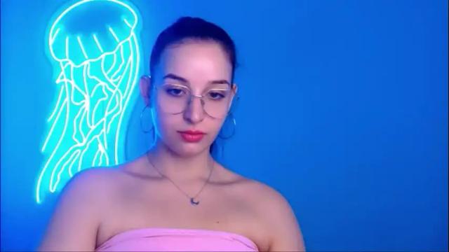 Image 2 of sheryl_sweet Stream on Chaturbate on 1 month ago