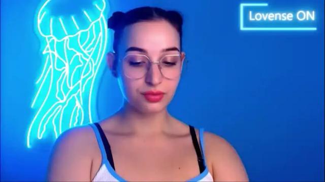 Image 12 of sheryl_sweet Stream on Chaturbate on 26 days ago