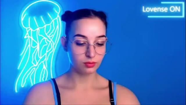 Image 4 of sheryl_sweet Stream on Chaturbate on 26 days ago