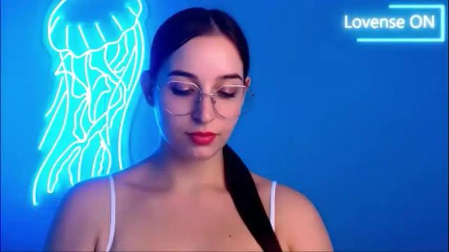 Image 11 of sheryl_sweet Stream on Chaturbate on 25 days ago