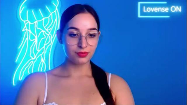 Image 2 of sheryl_sweet Stream on Chaturbate on 25 days ago