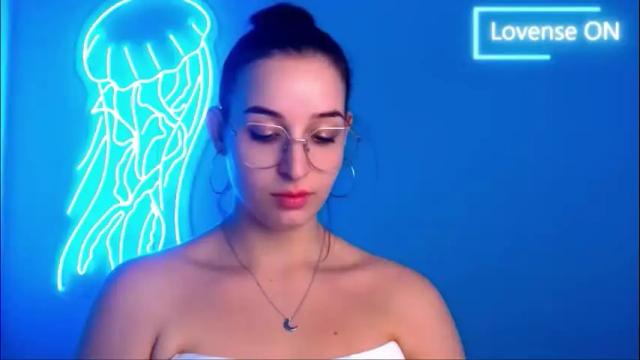 Image 2 of sheryl_sweet Stream on Chaturbate on 24 days ago